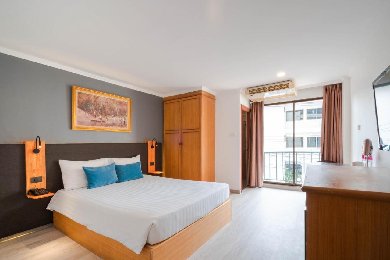 Hotel Shagwell Mansions Pattaya Esterno foto