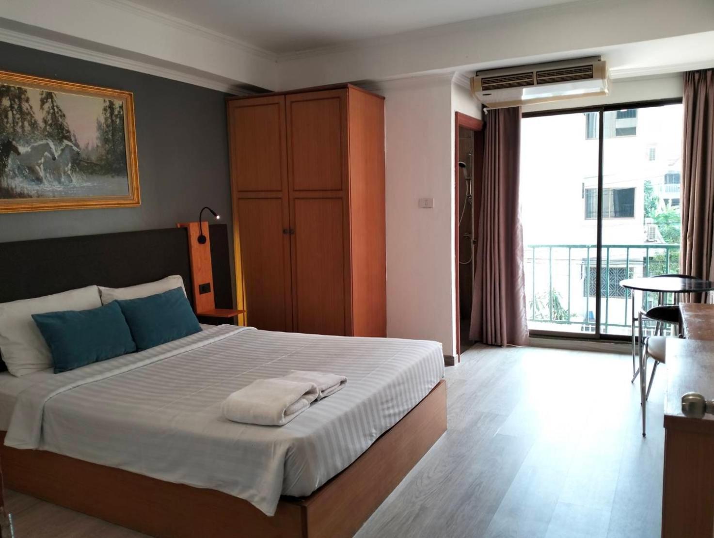 Hotel Shagwell Mansions Pattaya Camera foto